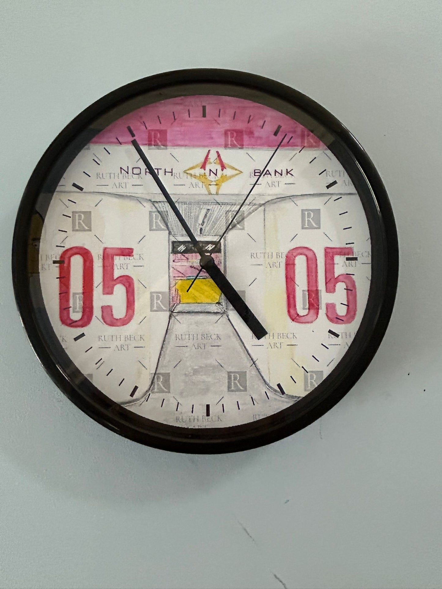 EMIRATES BLOCK 5 - CLOCK