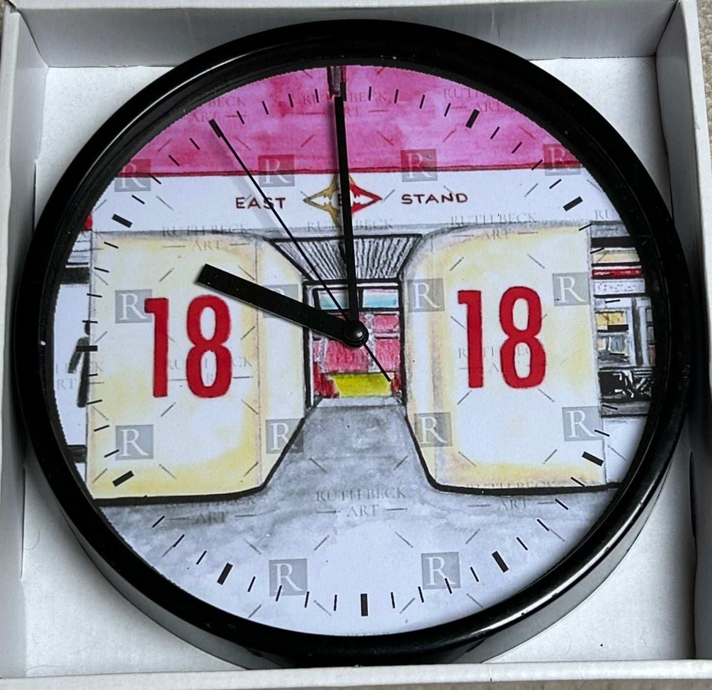 EMIRATES BLOCK 18 - CLOCK