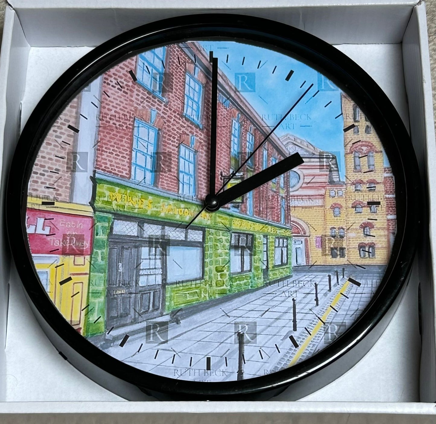 EXMOUTH ARMS PUB - CLOCK