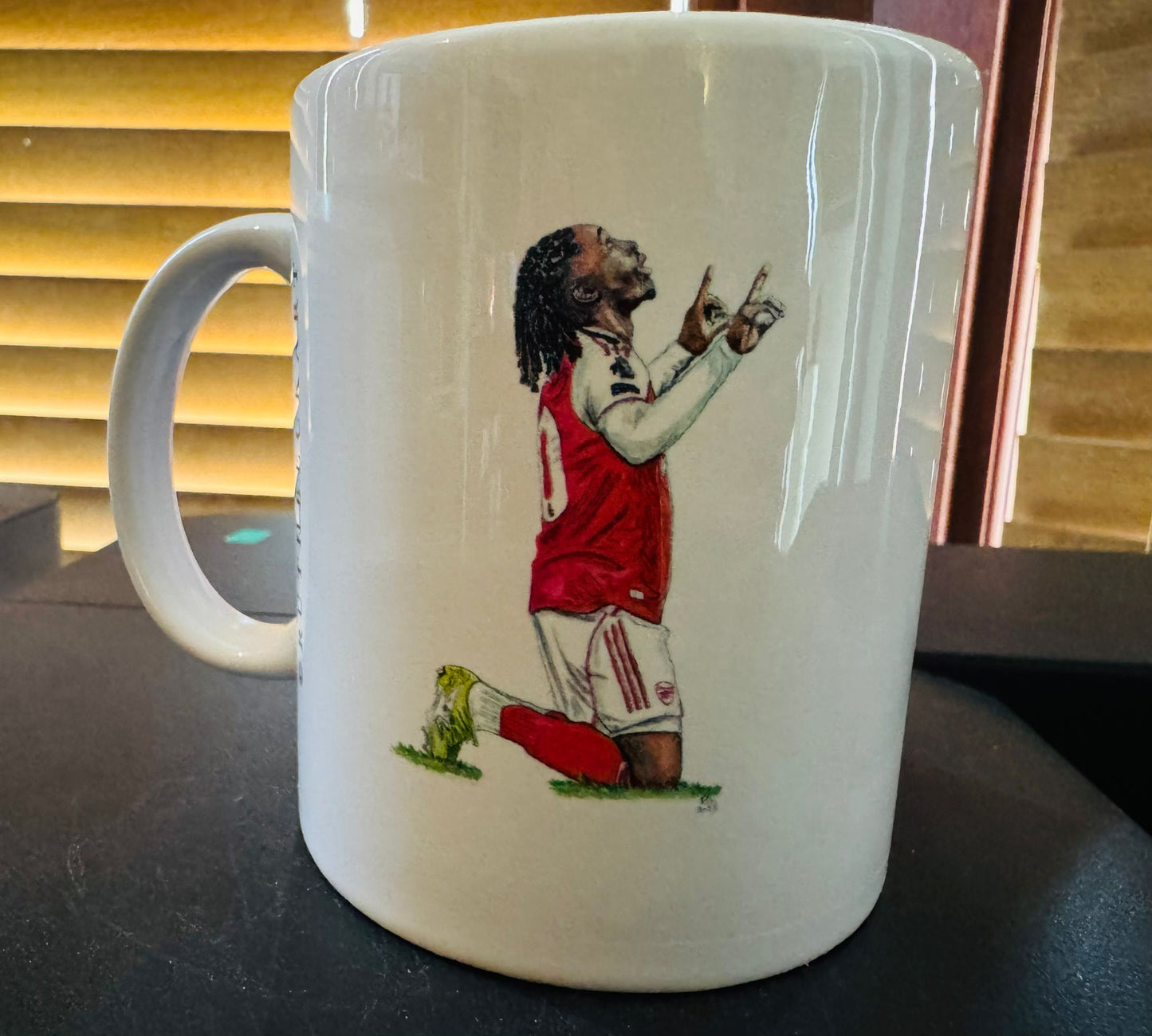 ARSENAL PLAYER EZE 11oz MUG