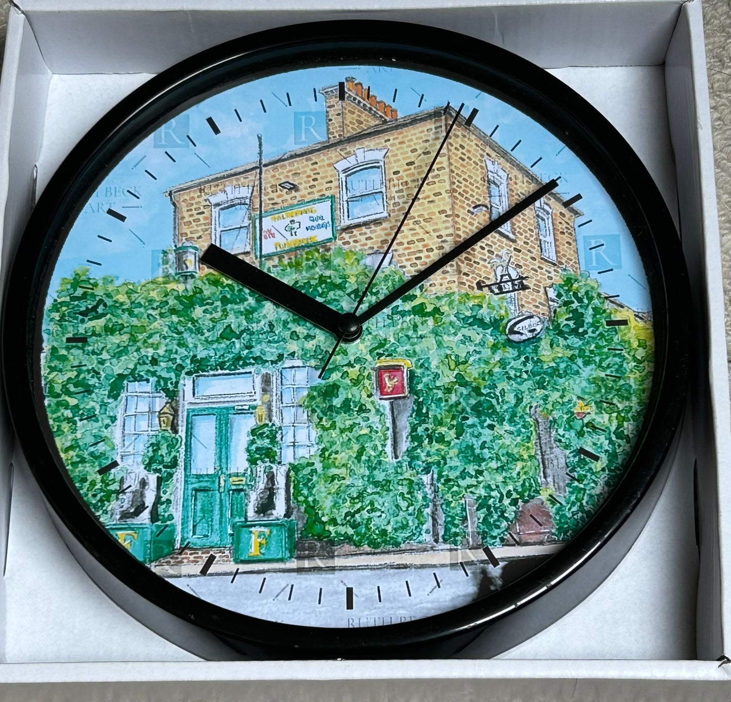 FALTERING FULLBACK PUB - CLOCK