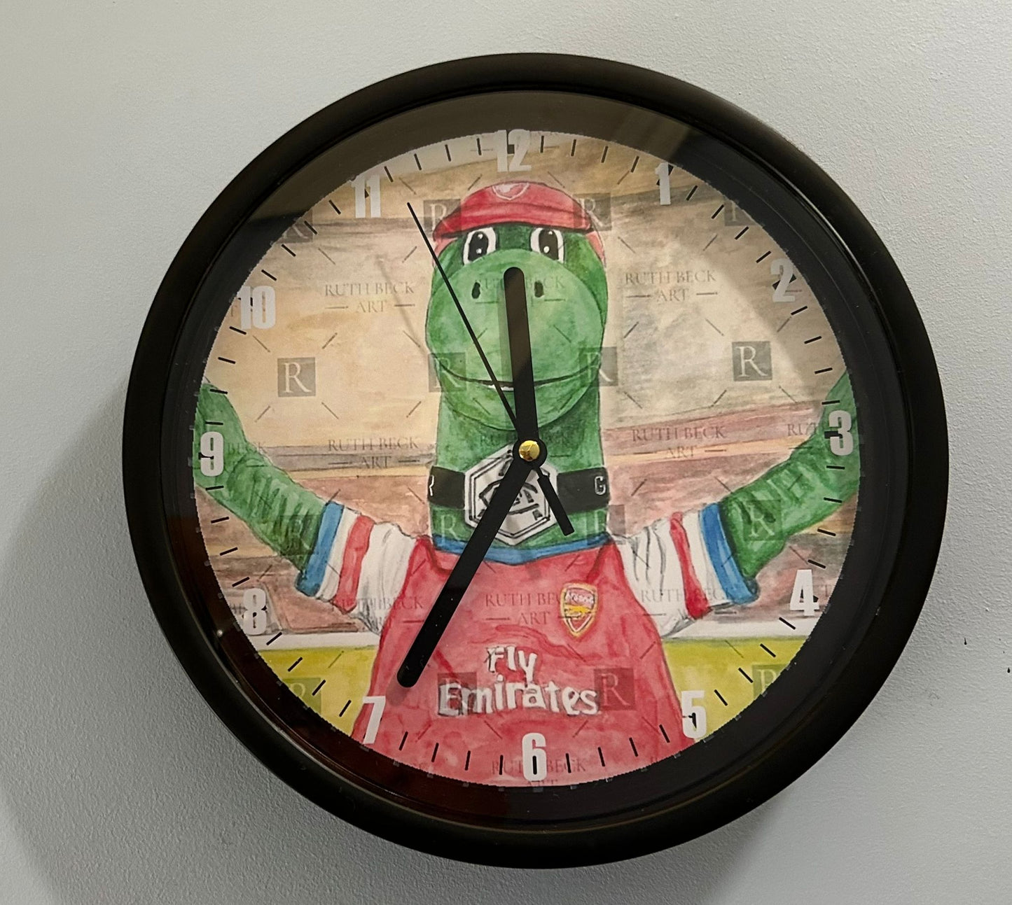 ARSENAL GUNNERSAURUS CLOCK