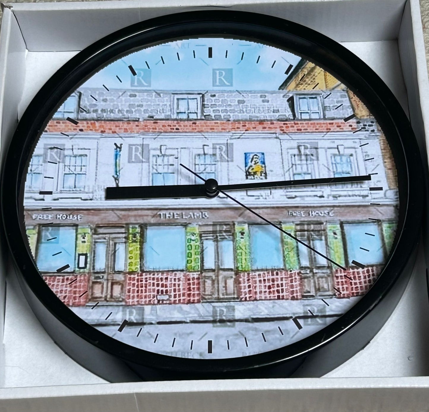 LAMB PUB - CLOCK