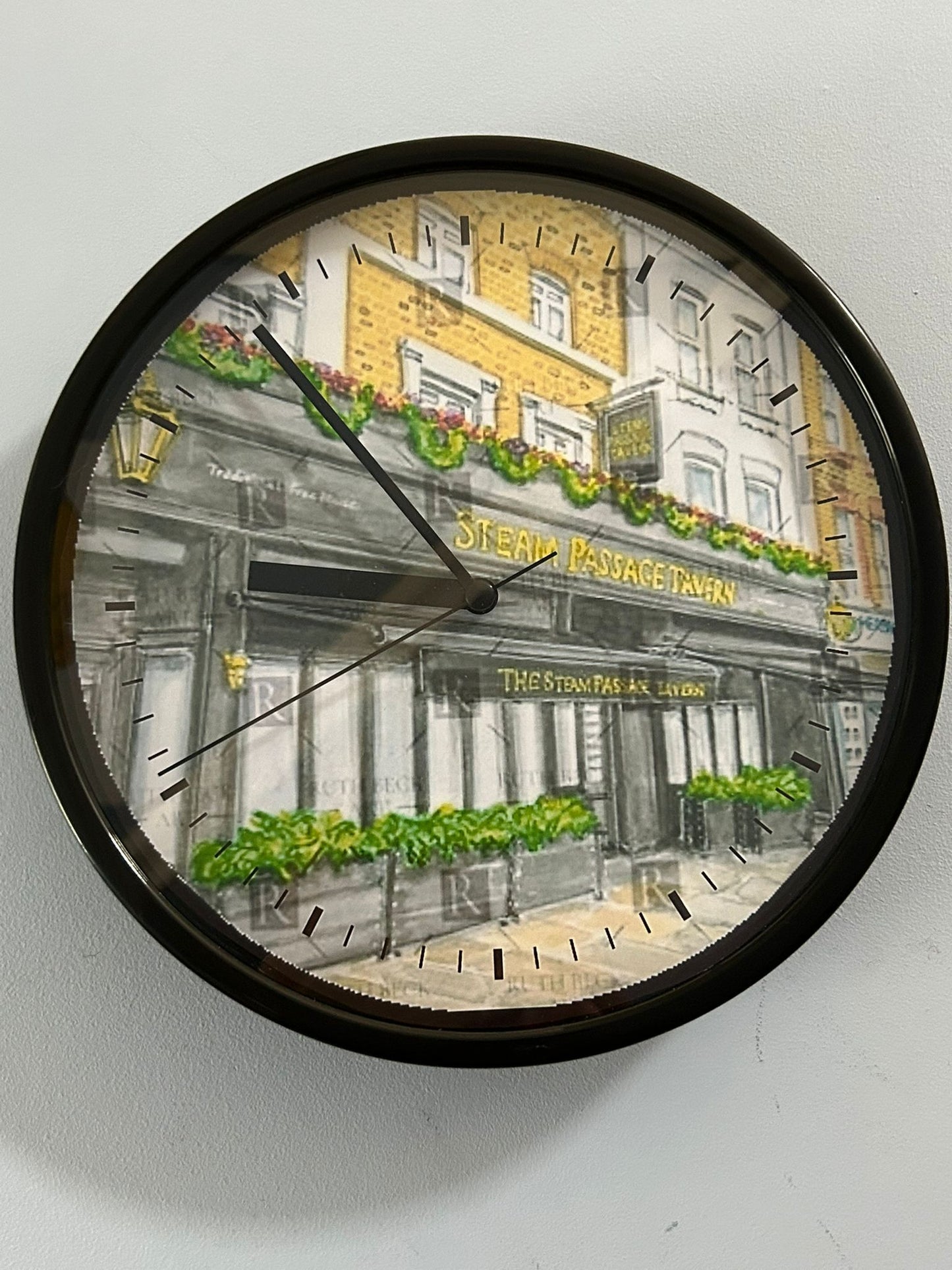 STEAM PASSAGE PUB - CLOCK