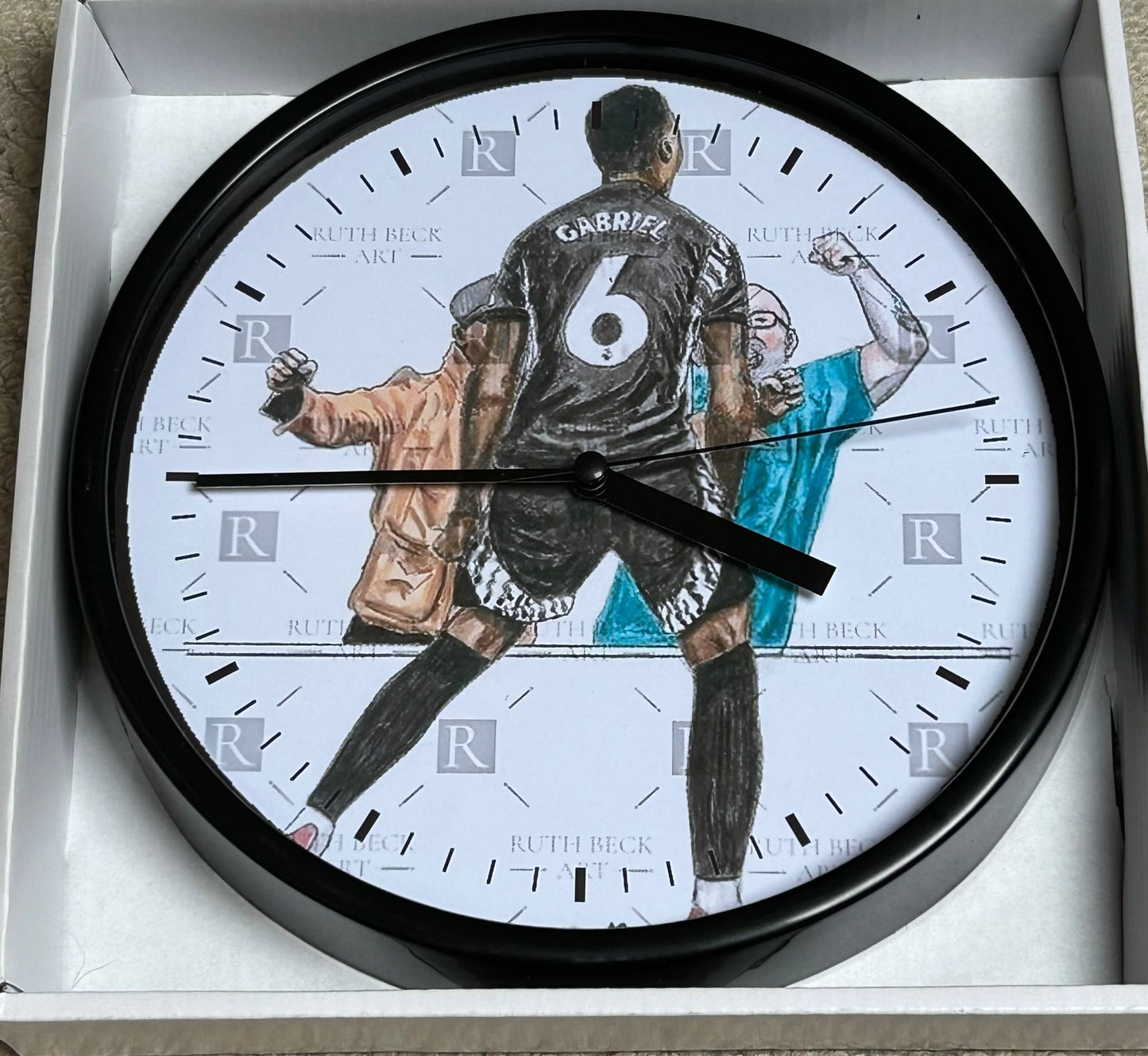 HILLSY, COATGUY & GABRIEL - CLOCK