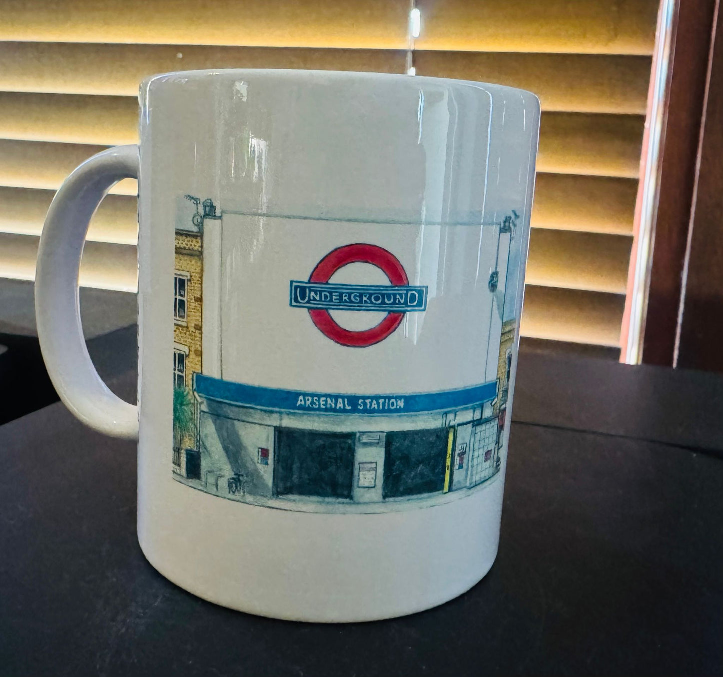 ARSENAL TUBE / UNDERGROUND STATION 11oz MUG
