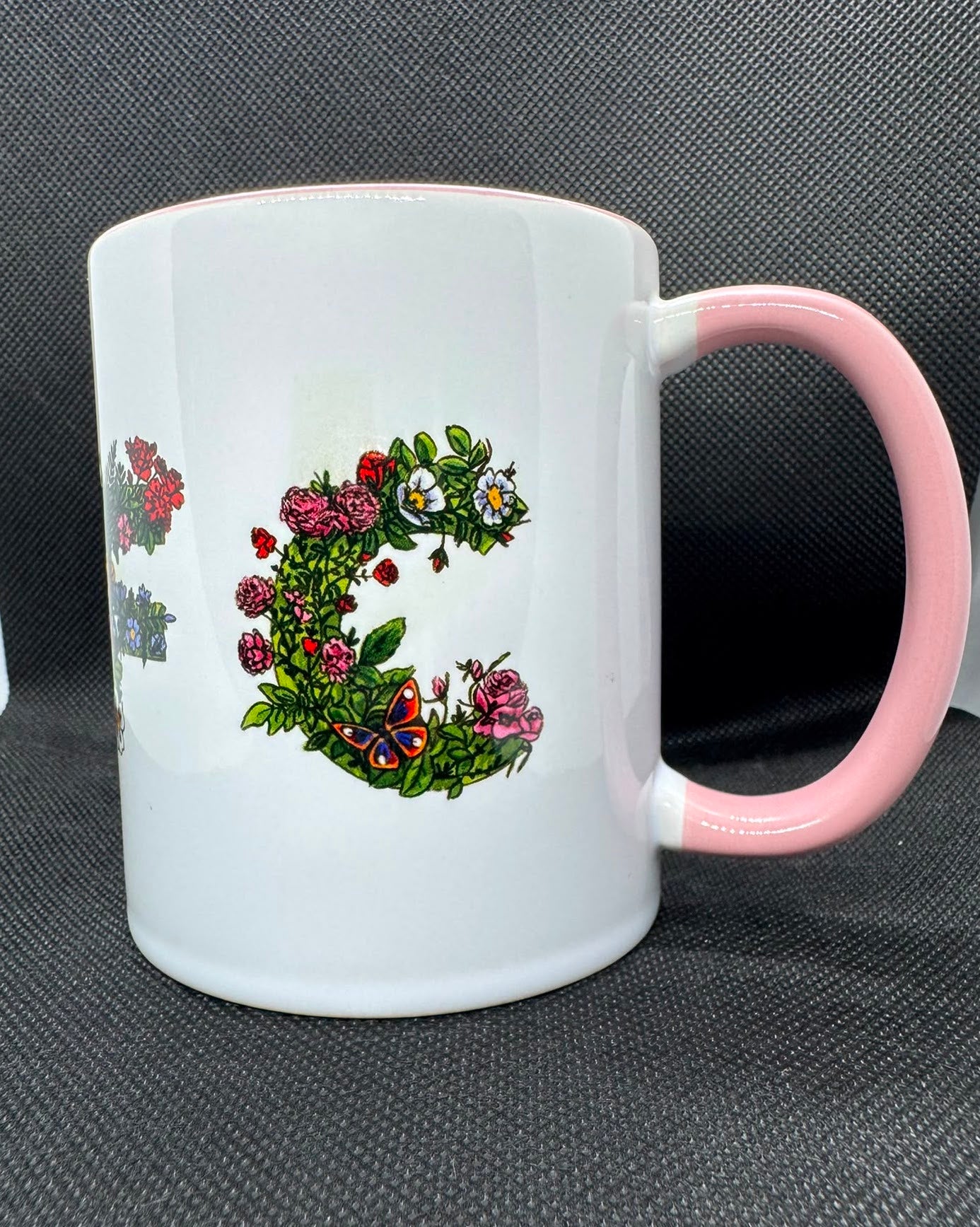 ARSENAL WOMENS AWFC PINK FLOWER DESIGN 11oz MUG