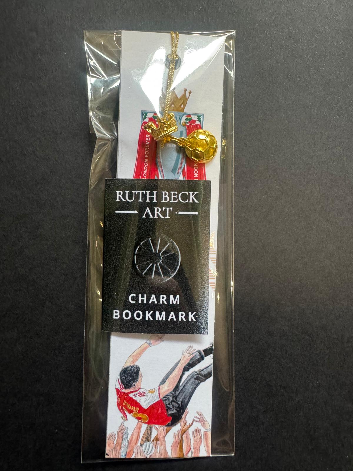 ARSENAL CHAMPIONS BOOKMARKS - With Gold Coloured Metal Charms