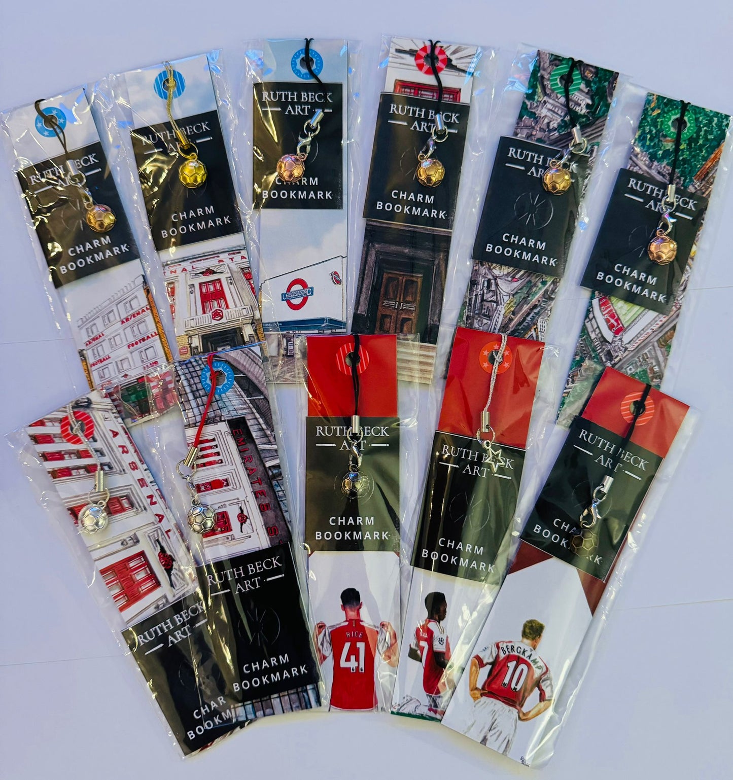 ARSENAL BOOKMARKS - With Metal Charm
