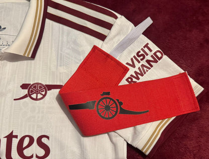 ARM BAND WITH RUTHBECKART CANNON DESIGN - RED (ONE SIZE)