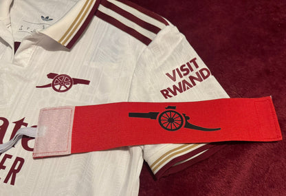 ARM BAND WITH RUTHBECKART CANNON DESIGN - RED (ONE SIZE)
