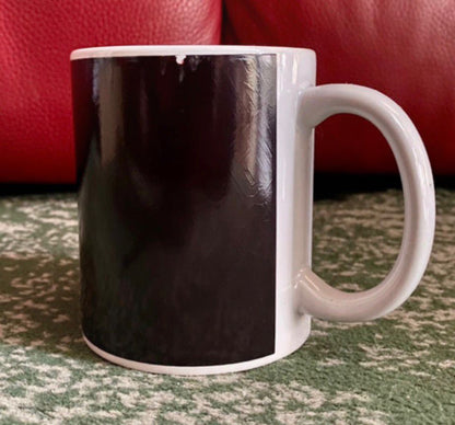 ARSENAL COLOUR CHANGING MUG - SLIGHT DAMAGE - READ DESCRIPTION BEFORE PURCHASE