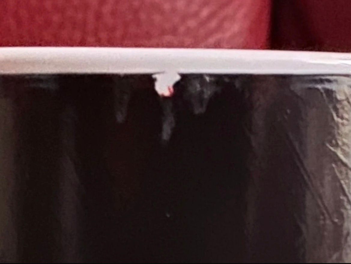 ARSENAL COLOUR CHANGING MUG - SLIGHT DAMAGE - READ DESCRIPTION BEFORE PURCHASE