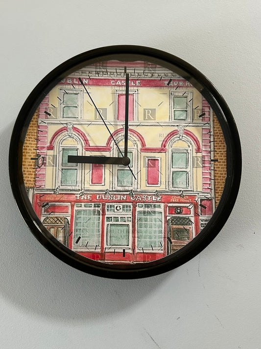 DUBLIN CASTLE PUB - CLOCK