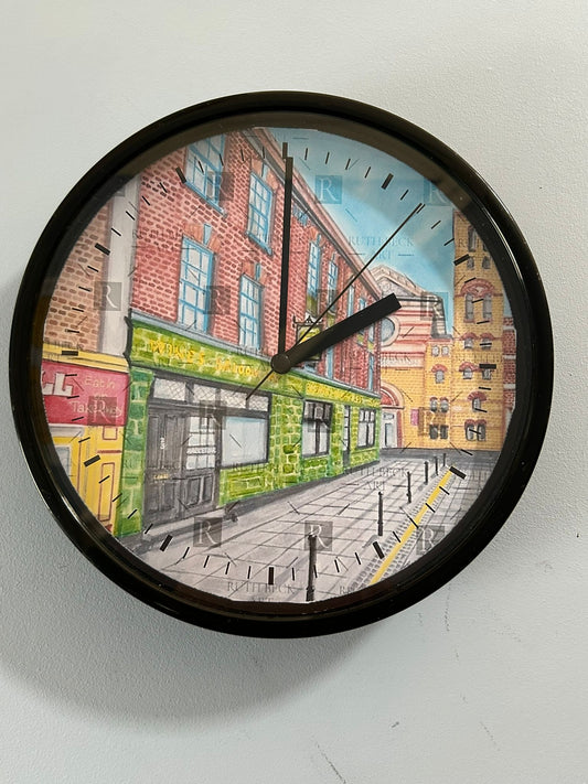 EXMOUTH ARMS PUB - CLOCK