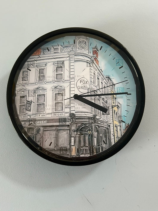 FOX ON THE GREEN PUB - CLOCK