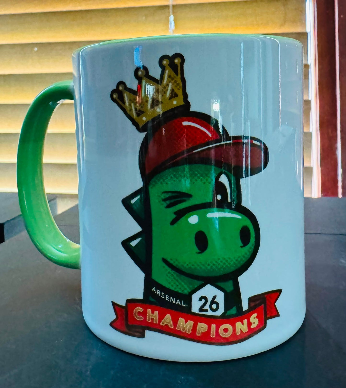ARSENAL GUNNERSAURUS CHAMPIONS 2026 11oz MUG