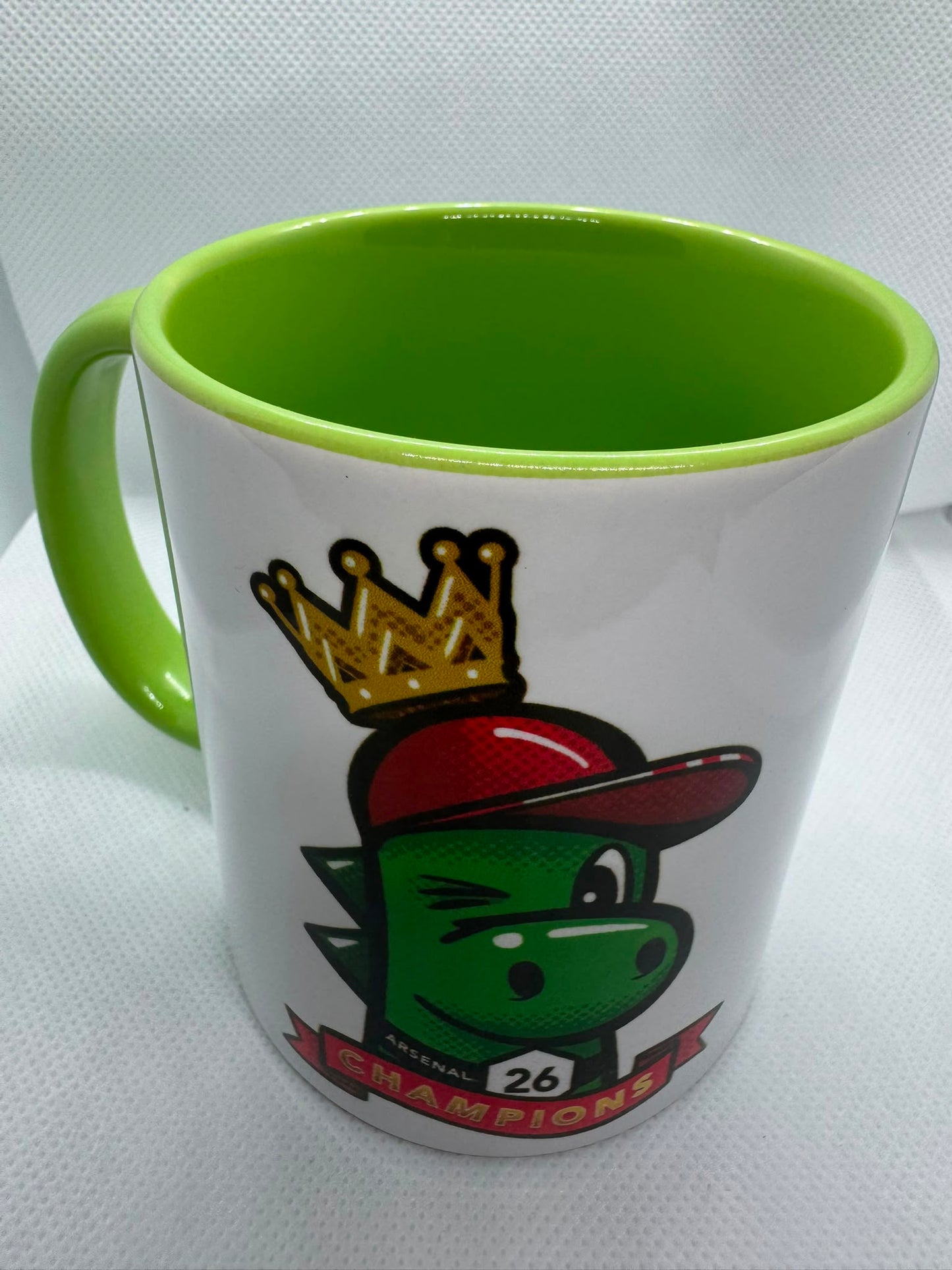 ARSENAL GUNNERSAURUS CHAMPIONS 2026 11oz MUG