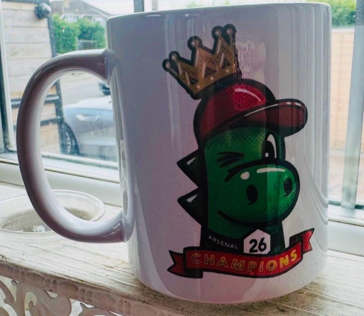 ARSENAL GUNNERSAURUS CHAMPIONS 2026 11oz MUG