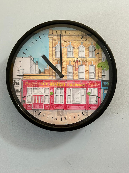 HERBERT CHAPMAN PUB - CLOCK