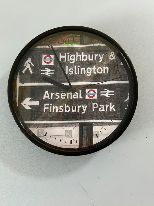 HIGHBURY/ISLINGTON/ARSENAL SIGN - CLOCK