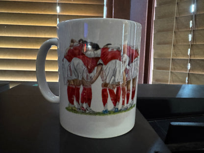 ARSENAL PLAYERS HUDDLE 11oz WHITE MUG