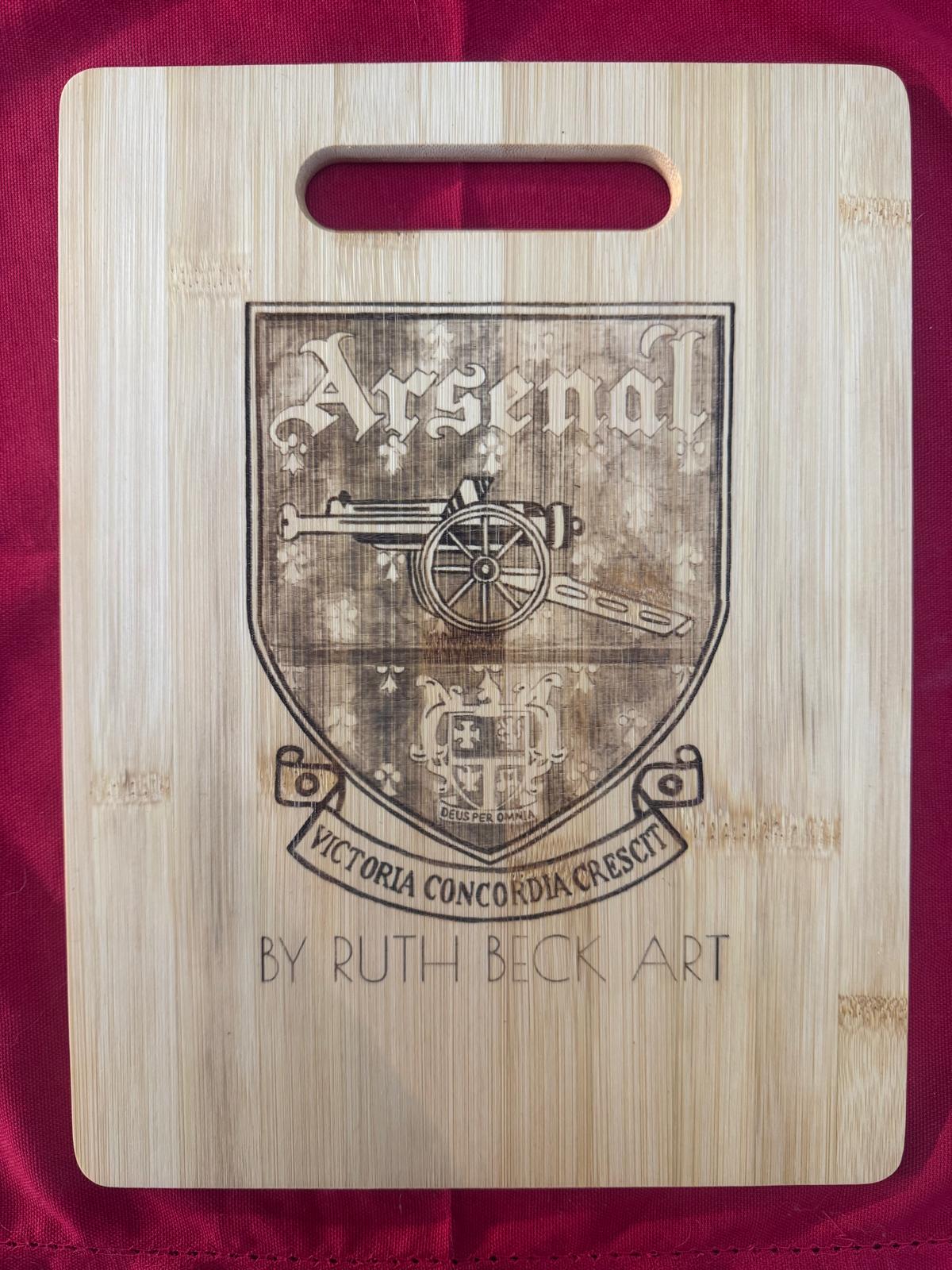 ARSENAL CHOPPING BOARD (ASSORTED)