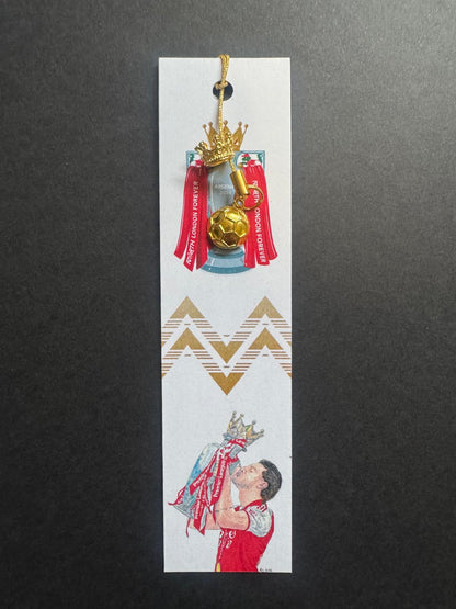 ARSENAL CHAMPIONS BOOKMARKS - With Gold Coloured Metal Charms