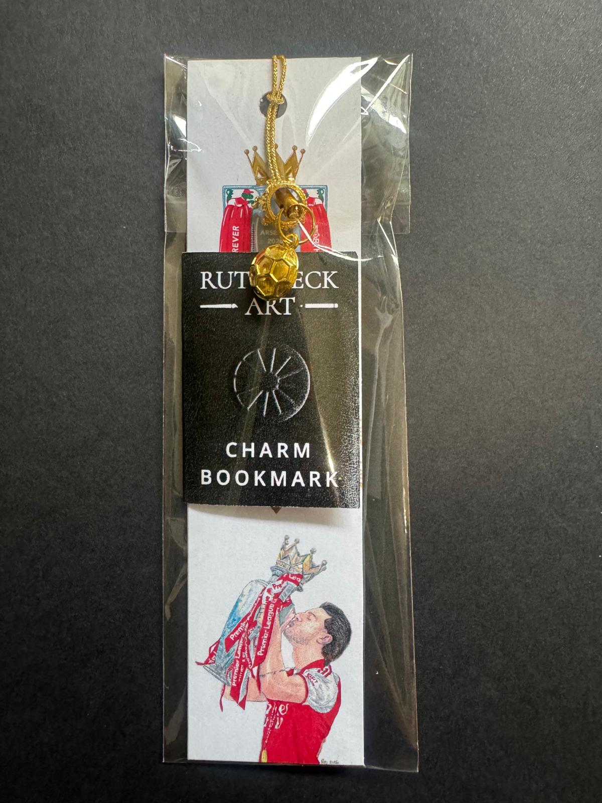 ARSENAL CHAMPIONS BOOKMARKS - With Gold Coloured Metal Charms
