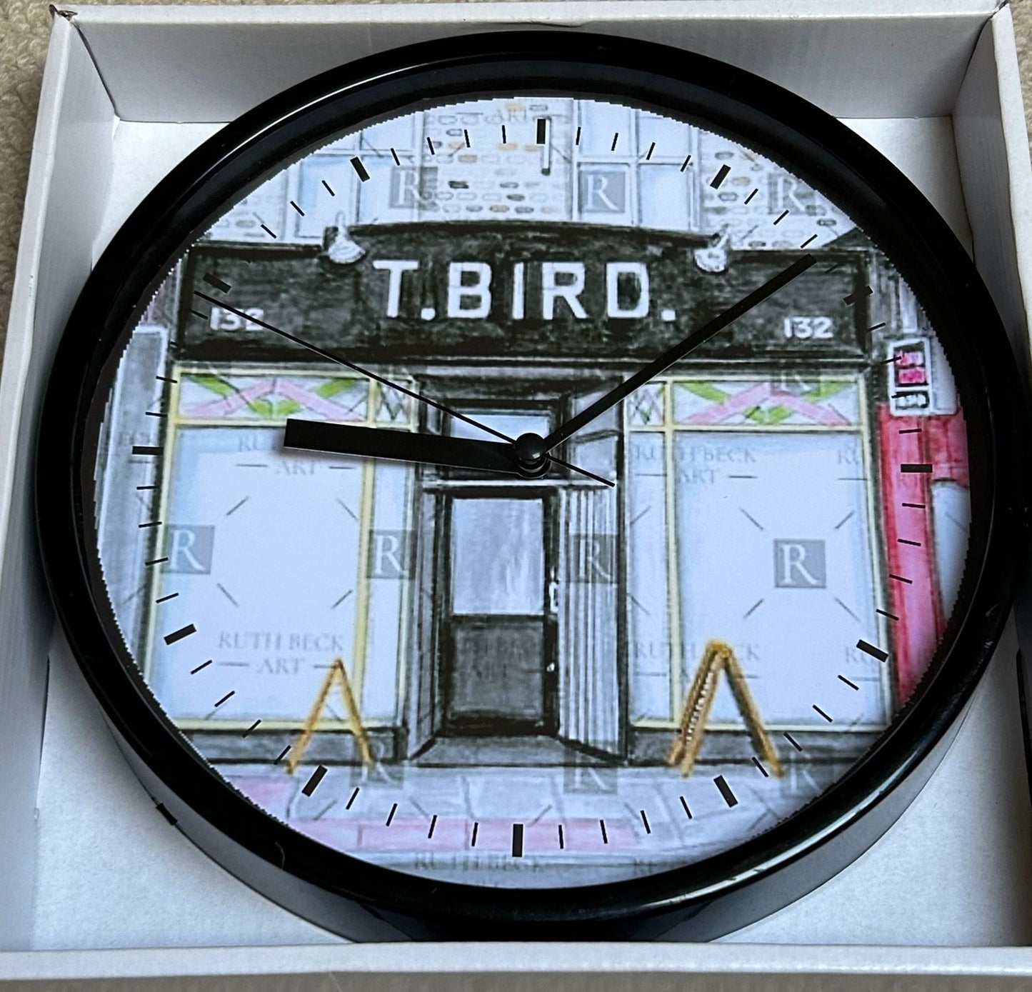 T BIRD BAR - CLOCK