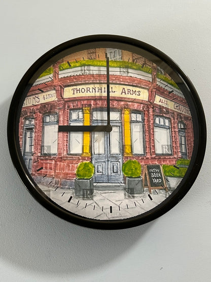 THORNHILL ARMS PUB - CLOCK